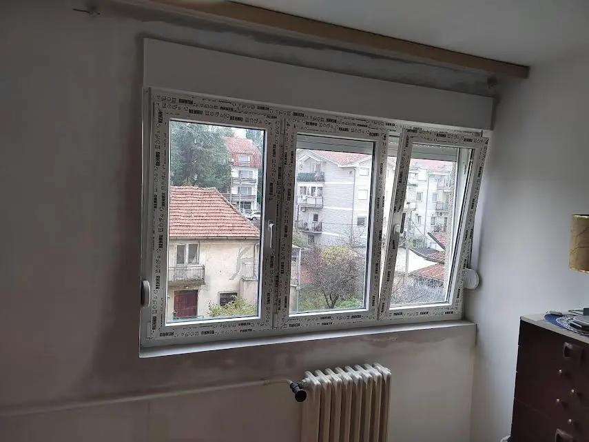 PVC-stolarija-Konjarnik-radovi-sa-ugradnje-obrada-spaletne krecenje, priprema