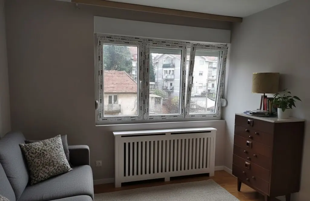 PVC-stolarija-Konjarnik-radovi-sa-ugradnje-obrada-spaletne-na-kraju-zavrseno-sve-odlicno